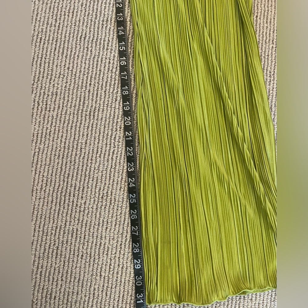 Good American Chartreuse Wide Leg Pants - Picture 16 of 16